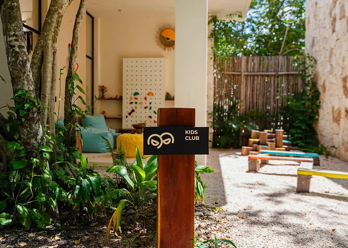 Penthouse With Private Jungle, Pool, Downtown *